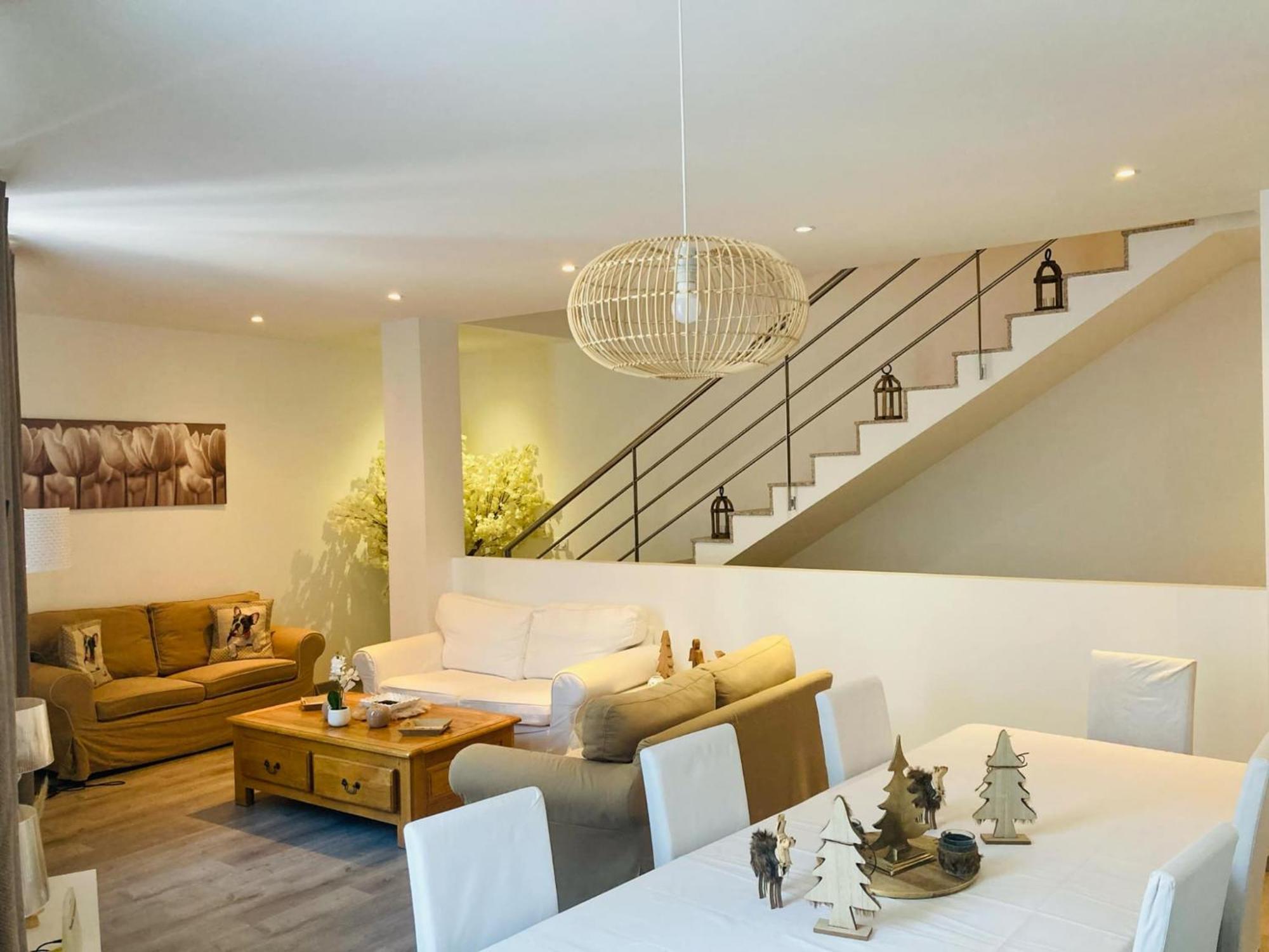 C'Est Une Maison Bleue การ์กาซอน ภายนอก รูปภาพ